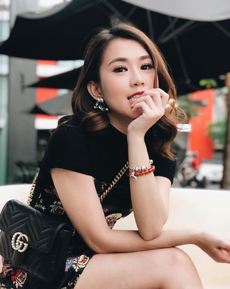cuoc lot xac ngoan muc cua nhung hotgirl 9x so huu trieu nguoi theo doi