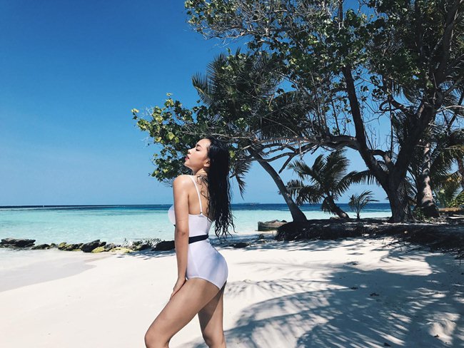 cuoc lot xac ngoan muc cua nhung hotgirl 9x so huu trieu nguoi theo doi