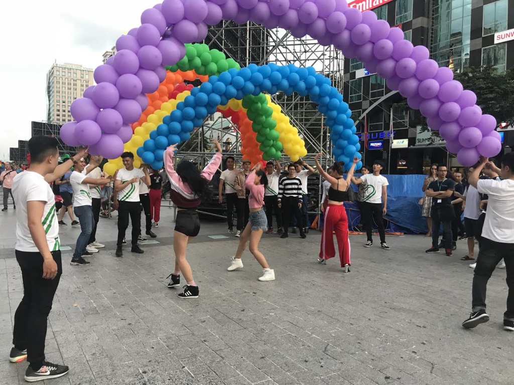 nhung khoanh khac an tuong ve ngay hoi dieu hanh vietpride sai gon 2018