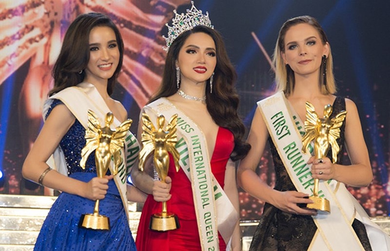 Hương Giang khoe 'vòng eo con kiến' với thần thái tự tin tại Hoa hậu chuyển giới Thái Lan 2018 huong giang khoe vong eo con kien voi than thai tu tin tai hoa hau chuyen gioi thai lan 2018