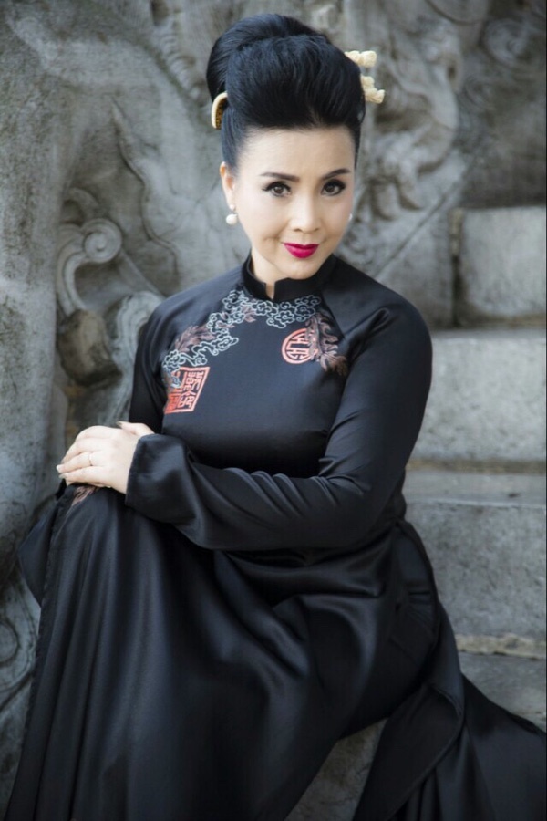 nsnd lan huong cai so nhat la khi minh gia di lam sao de kiem duoc tien
