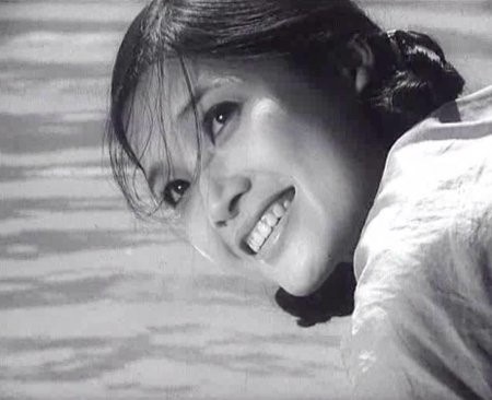 cuoc song hien tai cua loat ngoc nu dien anh cung thoi nhung nam 70 80 ra sao