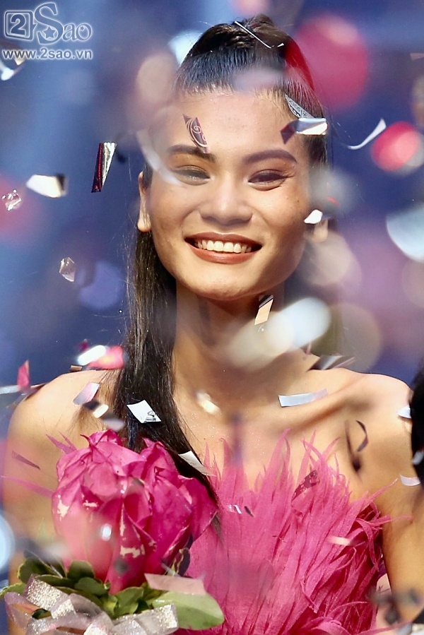 ly do nao giup kim dung vuot mat thuy duong dang quang vietnams next top model 2017