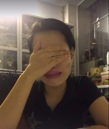 tuc nuoc vo bo vo nghe si xuan bac suy sup khoc nghen khi livestream ke viec bi chem e