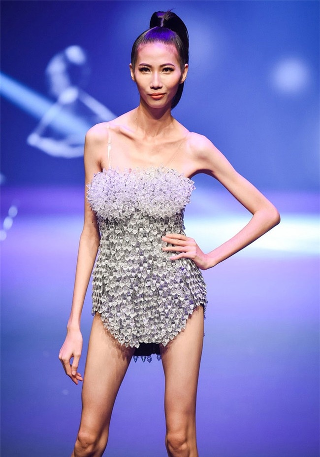 cung canh ngo le thuy len tieng bao ve cao ngan truoc quotdan bom du luanquot tin tuc online