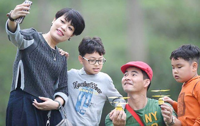 vo nghe si xuan bac cho biet da co tin mung sau khi livestream chia se buc xuc minh bi chen ep