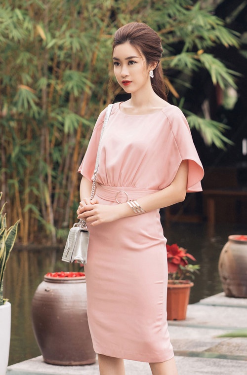 hoa hau do my linh du ban linh vuot qua cam do