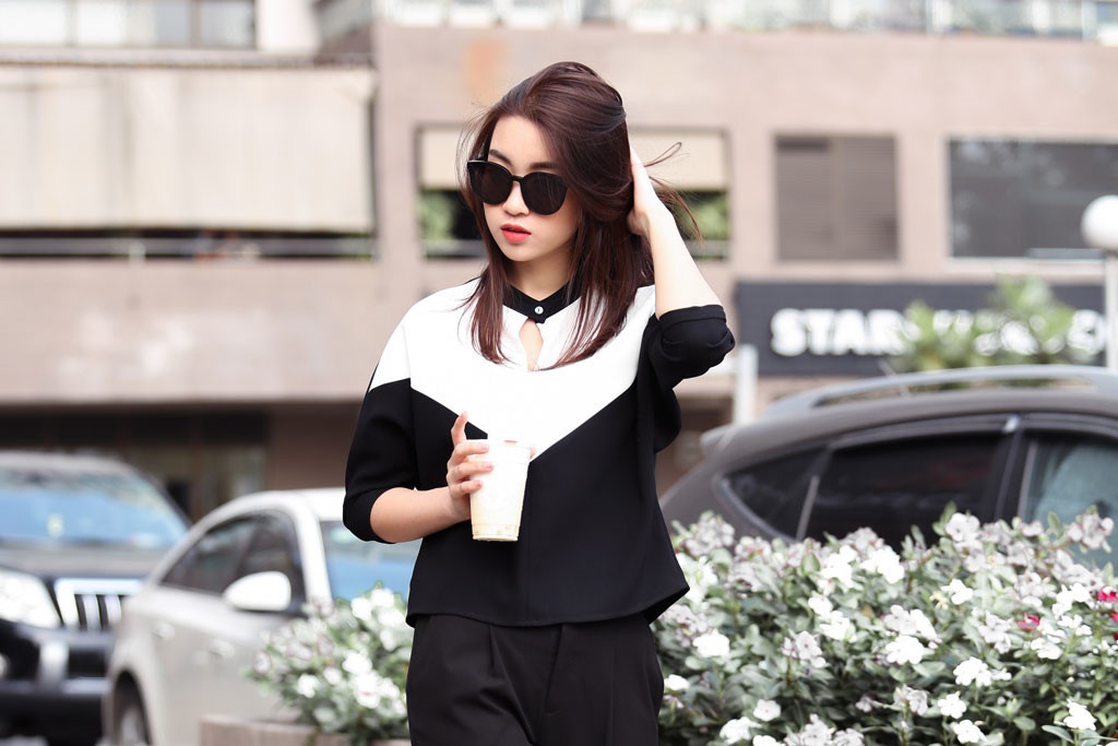 hoa hau do my linh du ban linh vuot qua cam do