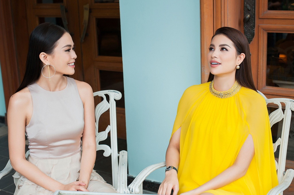 mau thuy minh tu cham mat hoa hau pham huong truoc gio g cuoc chien thoi trang