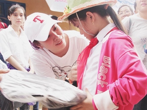 my tam va nhung hinh anh dep diem muoi trong long cong chung