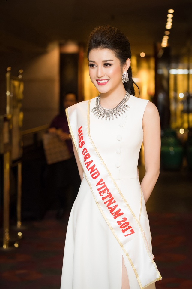 a hau huyen my nghen ngao khi trai long voi nhung ap luc truoc them cuoc thi miss grand international 2017
