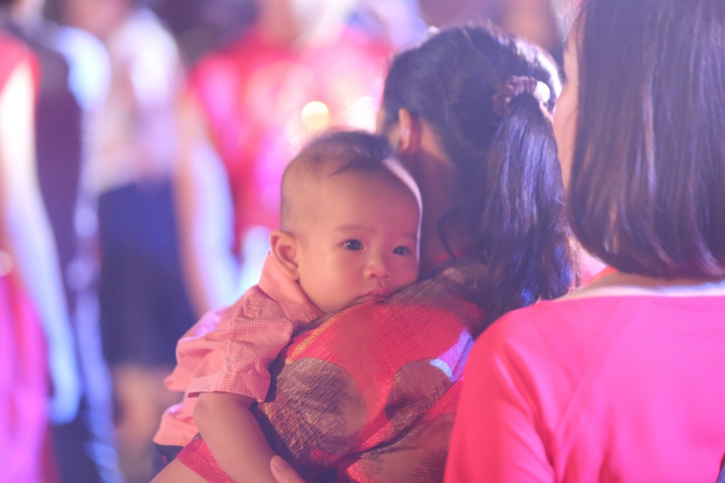 xuan bac tu long quay cung hang nghin em nho tai thu vong nguyet