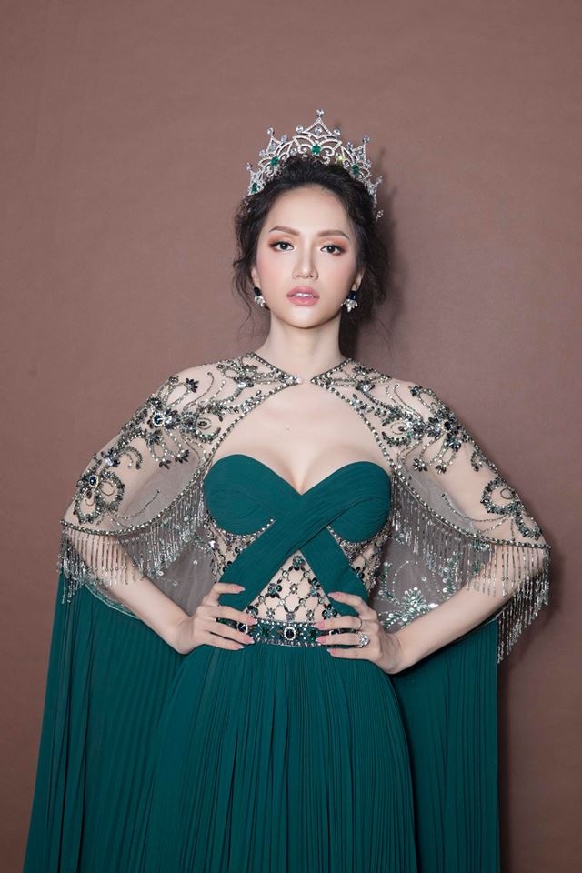 huong giang khoe ve dep quyen luc tai hoa hau chuyen gioi thai lan 2018