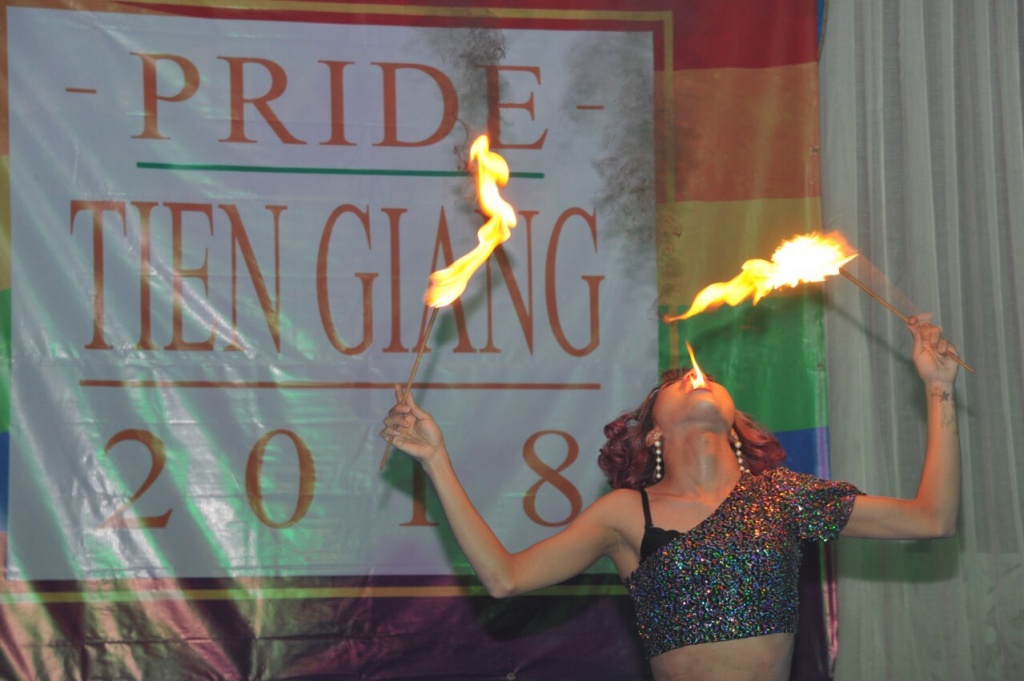 cong dong lgbt tien giang hao hung trong su kien tu hao pride 2018