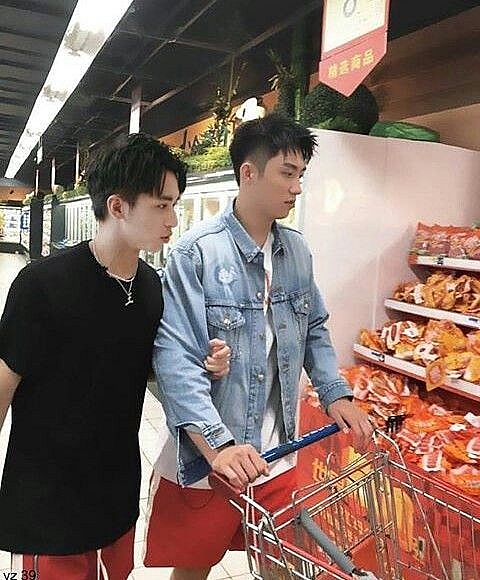 loat anh tinh be binh chua cong bo cua cap my nam phim dam mi thuong an