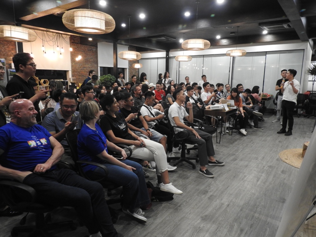 hanoipride 2018 biet nhieu chang gi so dau van de hiv voi cuoc song cua nguoi trong cong dong lgbt