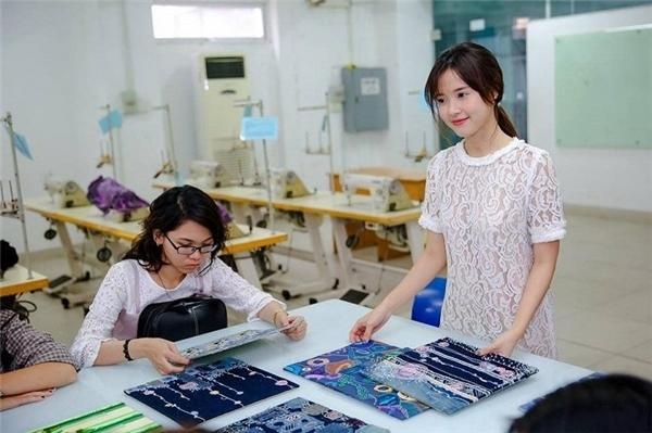 nhung sao viet la giang vien cac truong dai hoc danh tieng