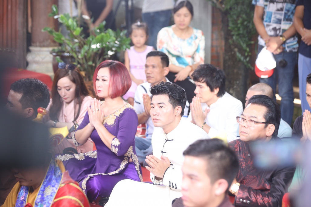 nghe si phia bac kinh can dang huong gio to nghe tai thien truong vong phu
