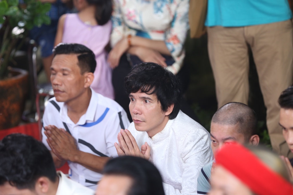 nghe si phia bac kinh can dang huong gio to nghe tai thien truong vong phu