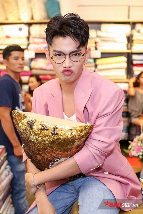 Đào Bá Lộc từ chối nhắc lại chuyện tình cảm với nam MC để tránh... bị mang tiếng dao ba loc tu choi nhac lai chuyen tinh cam voi nam mc de tranh bi mang tieng