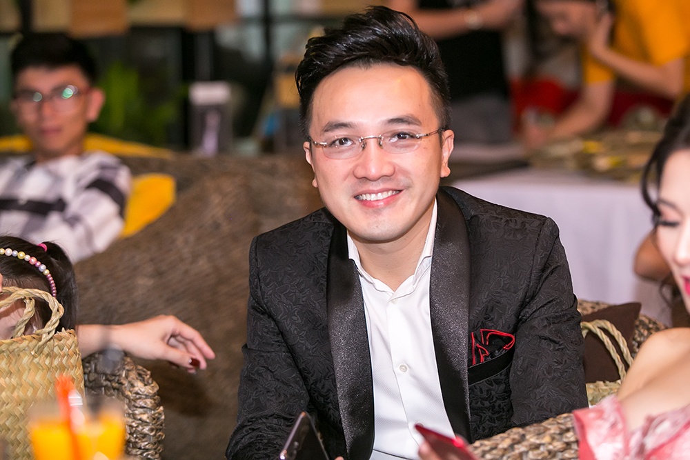 danh hai xuan hinh hat bolero kieu cheo trong liveshow cua duong ngoc thai