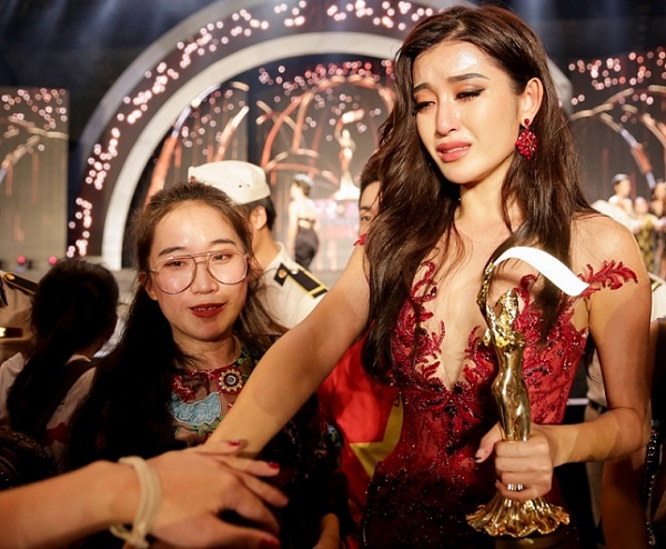 tan hoa hau dai duong a hau huyen my thanh lam la nhung sao viet duoc quan tam nhat