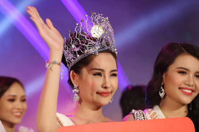 Tân Hoa hậu Ngân Anh từng phẫu thuật thẩm mỹ, BTC cuộc thi nói gì? tan hoa hau ngan anh tung phau thuat tham my btc cuoc thi noi gi