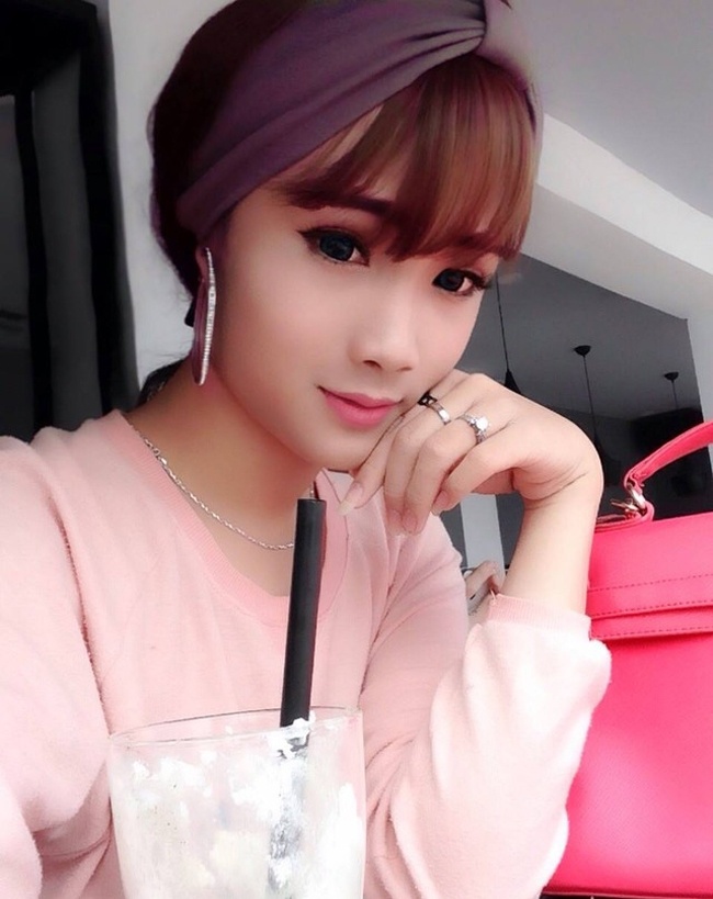 4 hotgirl lgbt khien canh may rau me man vi qua xinh va nu tinh