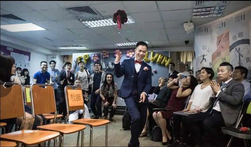cap dong tinh phai lam dam cuoi giau giem vi bi cam can