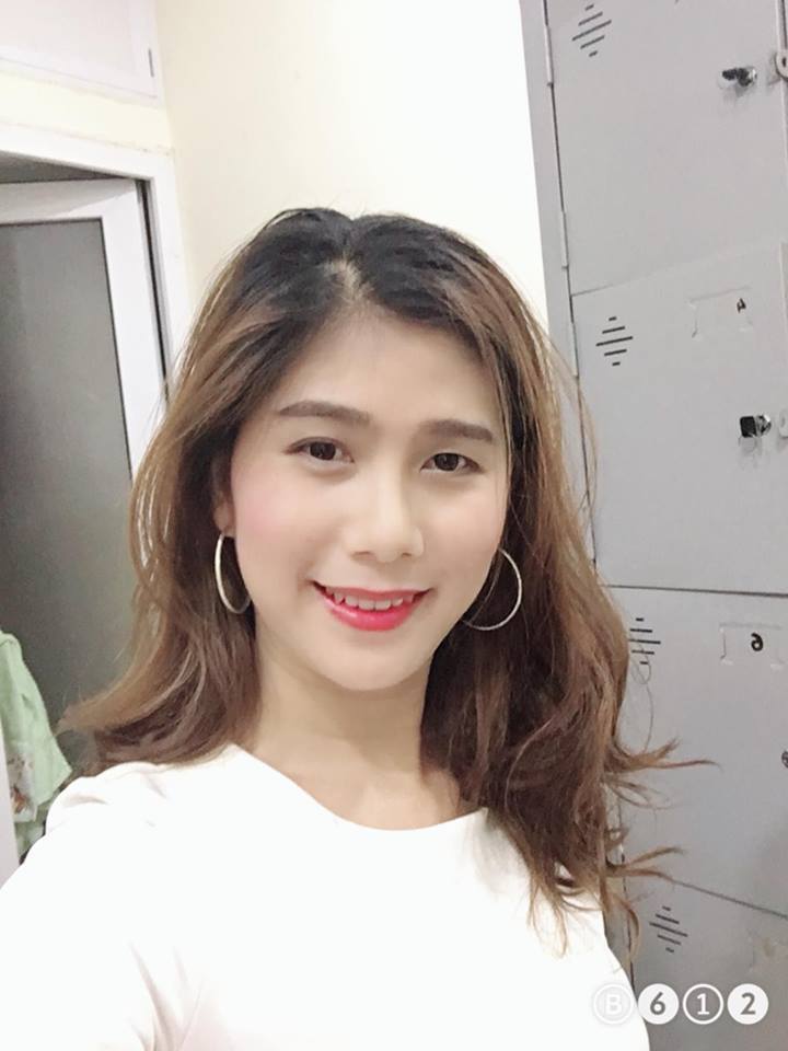 su that bat ngo phia sau than hinh nong bong cua hot girl tay ninh