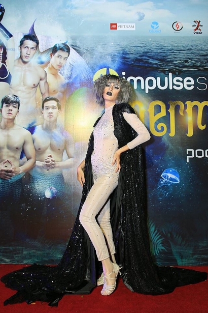 bb tran hoa co gai goi cam khuay dao su kien cua cong dong lgbtqi