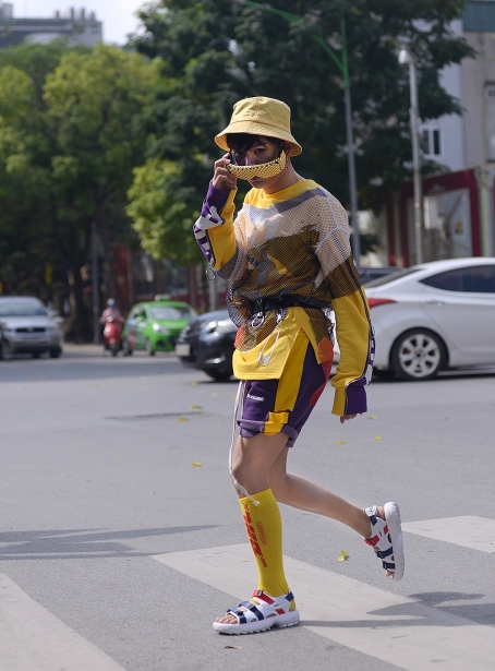 thanh chui ban hang online norin pham dien street style chat lu trong khuon kho tuan le thoi trang