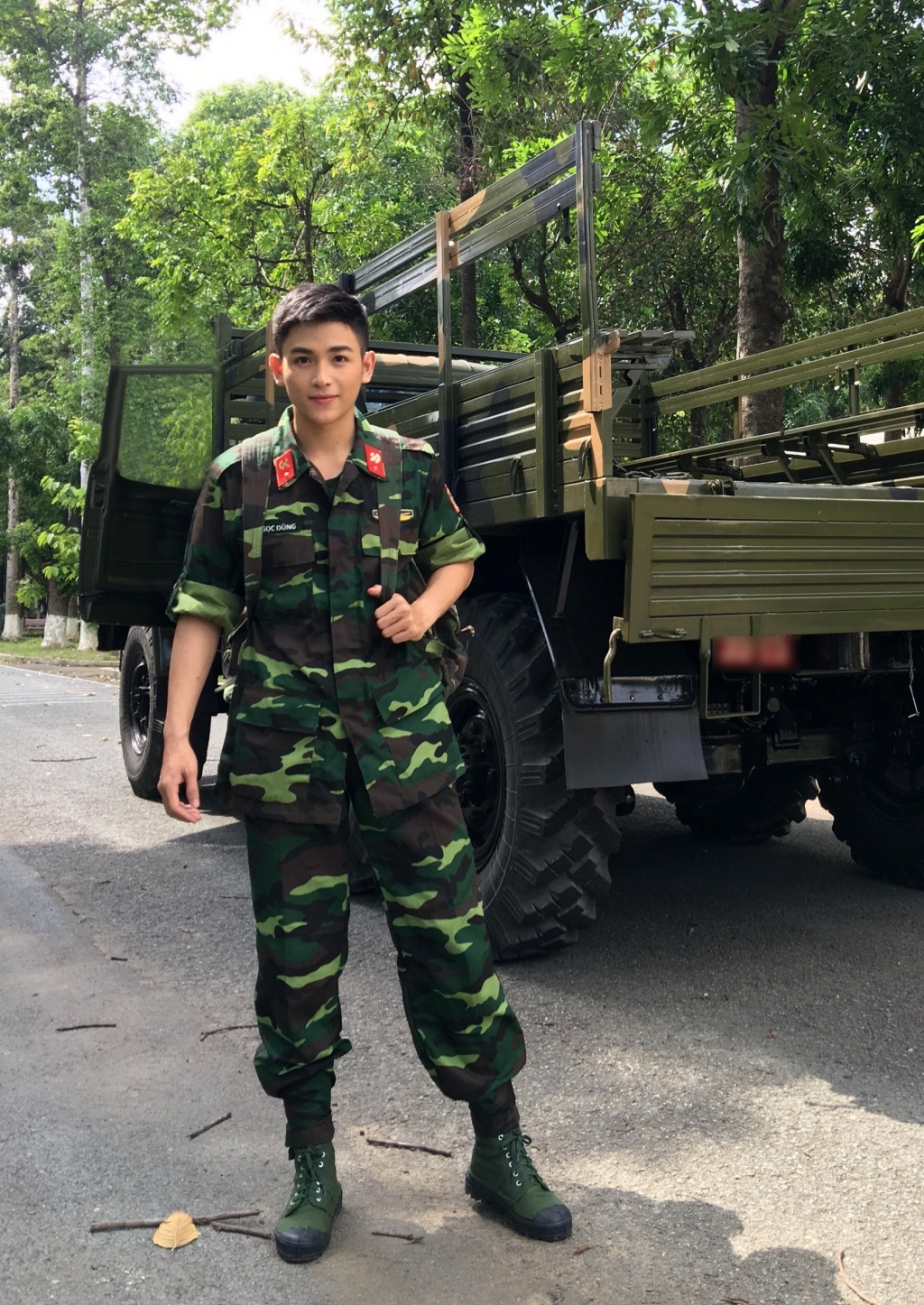 soai ca quan nhan nguyen hai duong toi nhieu lan duoc moi vao vai dong tinh
