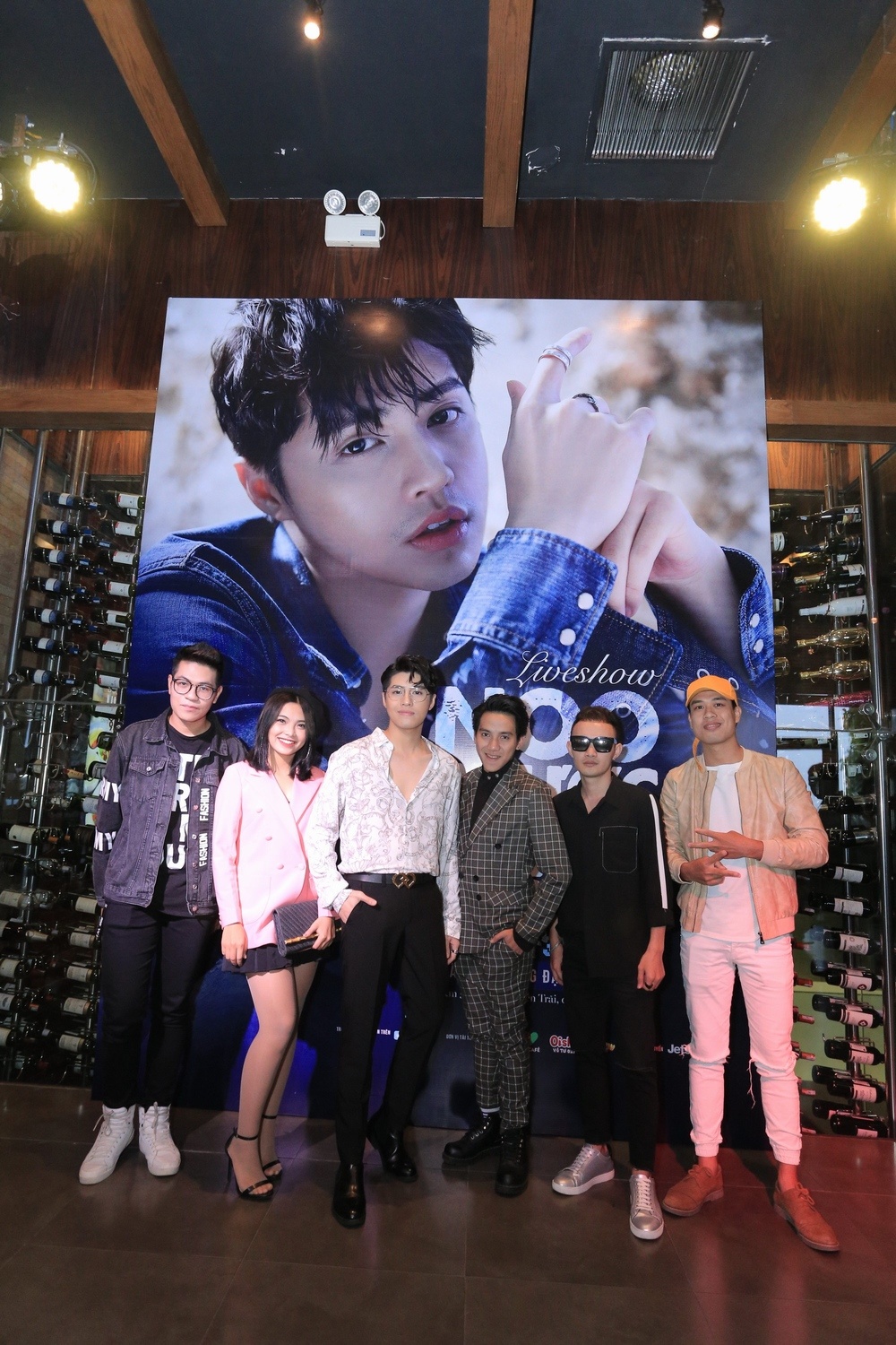 Noo Phước Thịnh làm liveshow phát 20.000 vé miễn phí tri ân khán giả tại Hà Nội noo phuoc thinh lam liveshow phat 20000 ve mien phi tri an khan gia tai ha noi