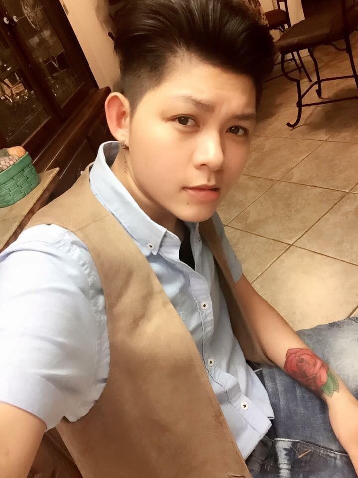 dong tinh nu 9x come out con nhu vay me thay mat mat voi hang xom va ban be