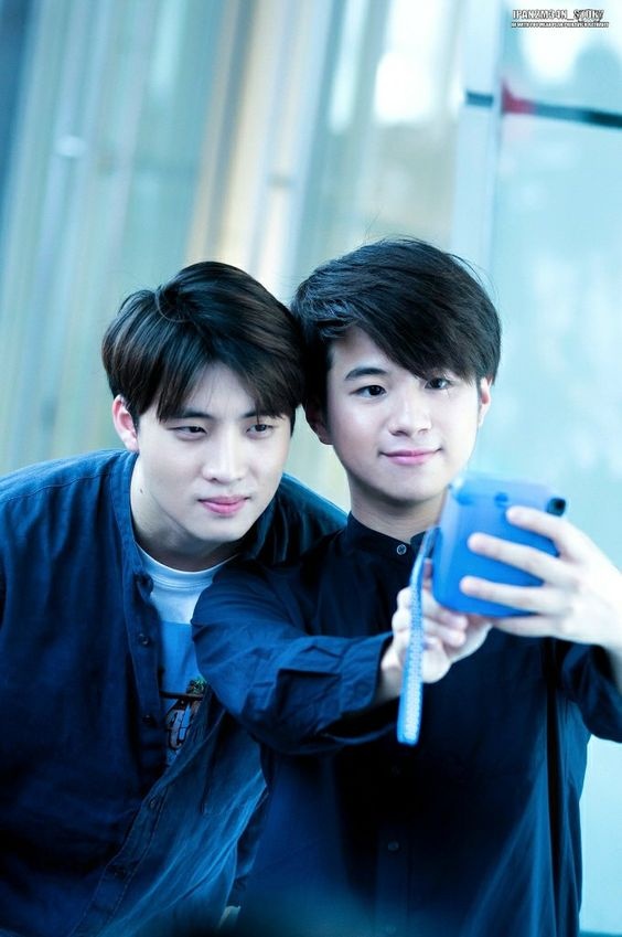 rung tim voi loat anh doi thuong sieu de thuong cua 2 cap sao nam chinh phim dam mi love by chance