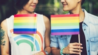 bao luc hoc duong voi lgbt het roi