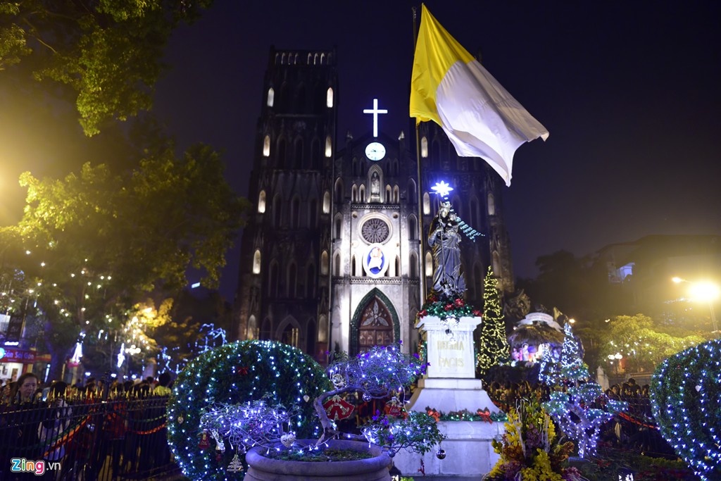 mua noel nay cac ban tre lgbt nen den day de hen ho va tim ban