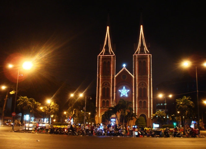 mua noel nay cac ban tre lgbt nen den day de hen ho va tim ban