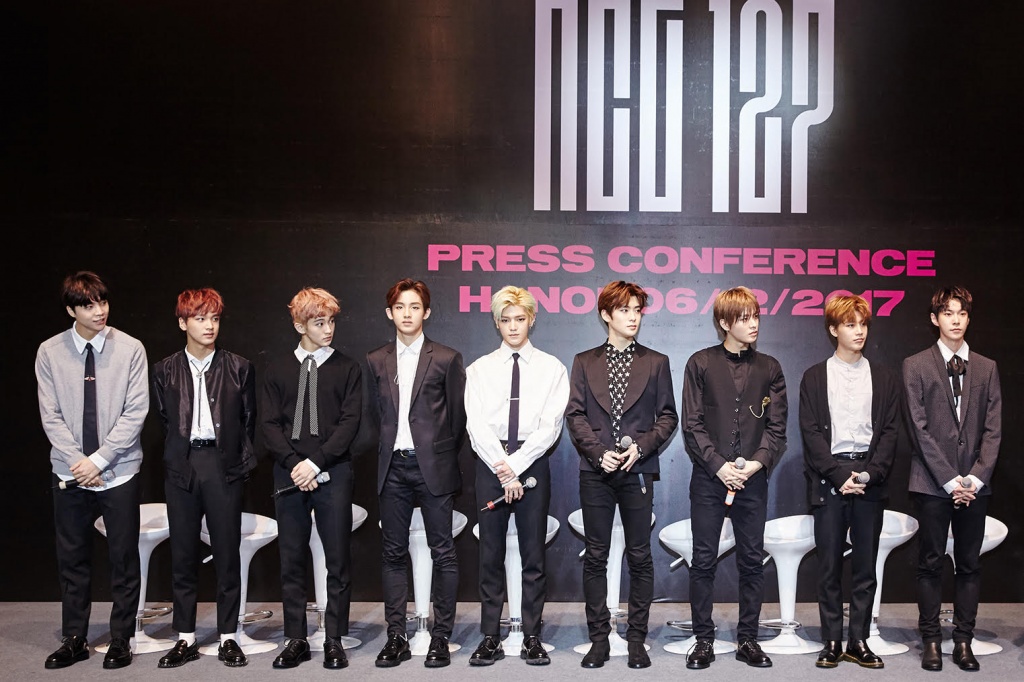 fan viet cuong nhiet ho het khi nct 127 nhom nhac vua gianh giai mama 2017 den viet nam
