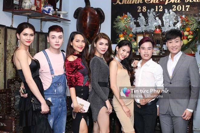 dam cuoi lam khanh chi ngay ngat nhan sac xinh dep cua hoi chi em chuyen gioi