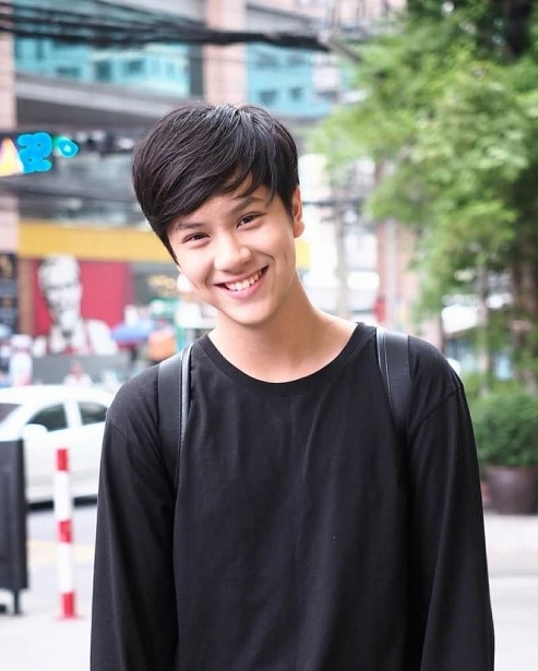 10 dien vien dam mi noi tieng nhat thai lan khien fan bat ngo voi chieu cao va nhung phim da tham gia