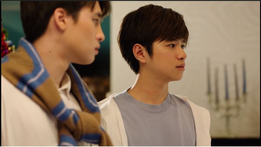 cap doi can va tin trong phim dam mi love by chance tai hop da tao con sot mang xa hoi voi canh hon
