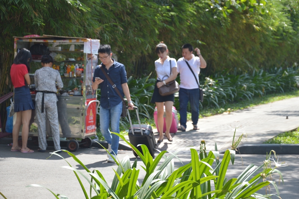cua ngo ra vao san bay tan son nhat te liet ngay dau tuan