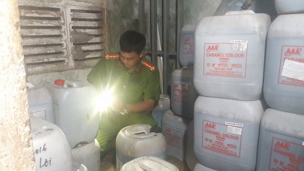 binh thuan dot kich co so dung hoa chat de pha ca phe