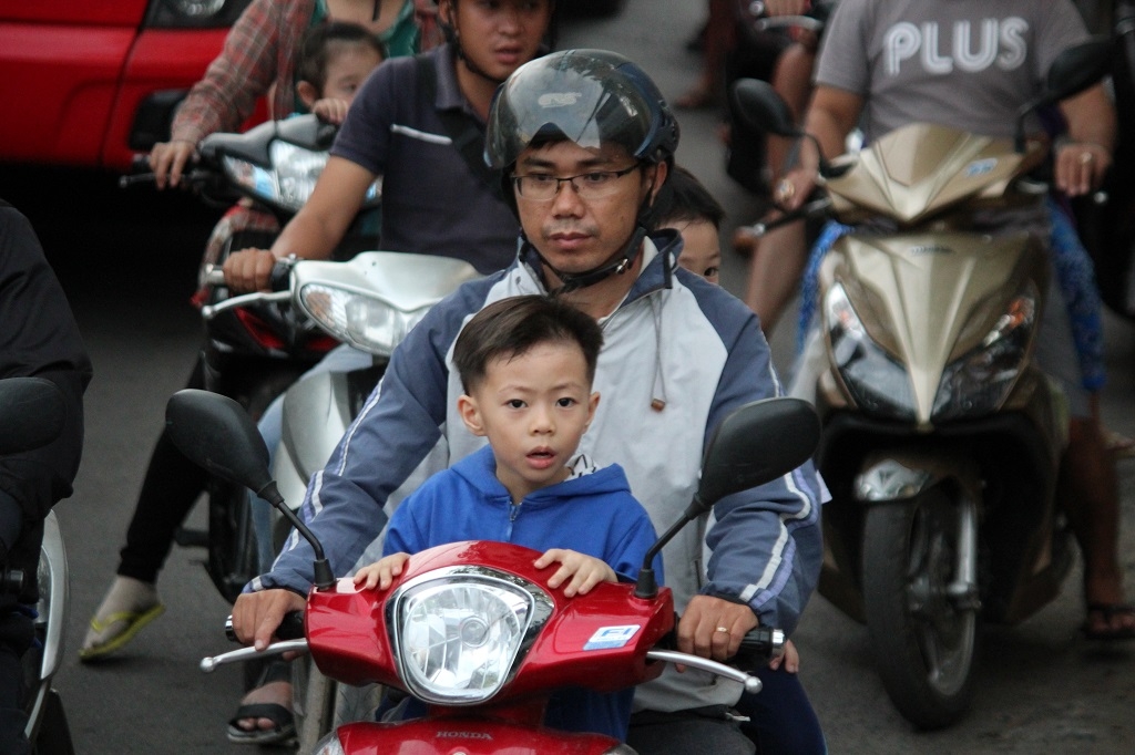 tp hcm bien nguoi va xe un u tren duong xo viet nghe tinh