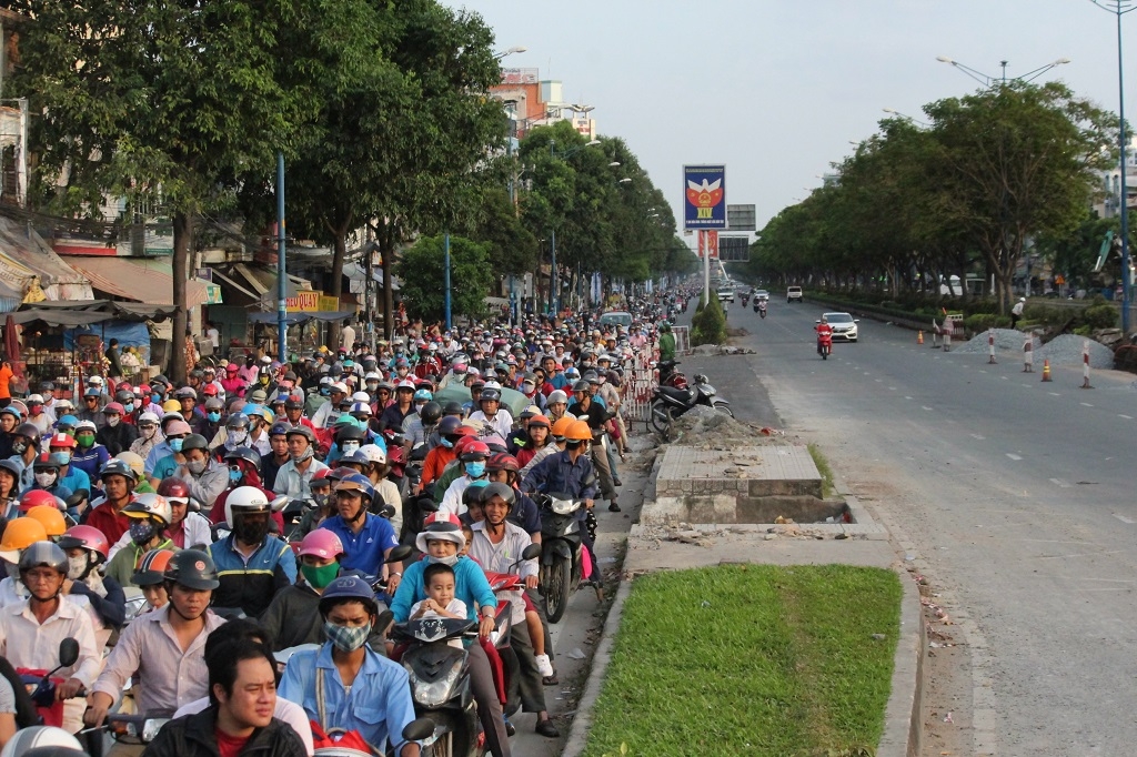 lo cot moc len cua ngo sai gon ket cung