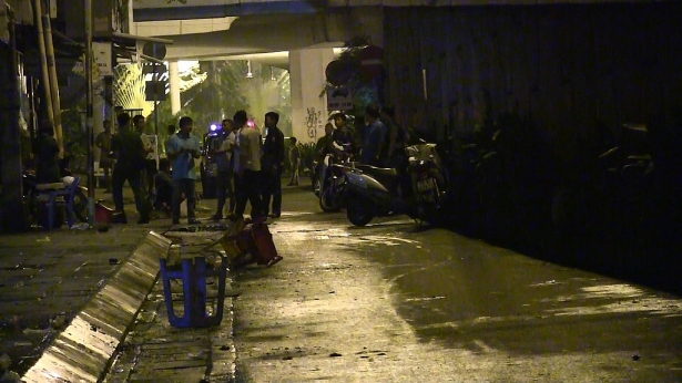 be trai 14 tuoi vo co bi chem tu vong khi dang ngoi an voi gia dinh