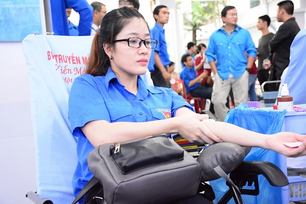 hang nghin thanh nien tham gia chien dich tinh nguyen ky nghi hong lan thu 16
