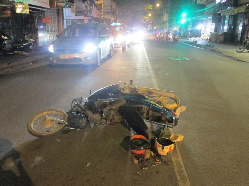 tp hcm be gai hon 3 tuoi bi thuong khi bi ma men tong